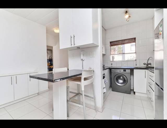 2 BEDROOM APARTMENT FOR SALE IN MORNINGSIDE